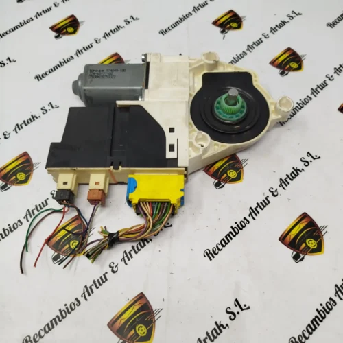 MOTOR ELEVALUNAS izquierdo Peugeot 307 CC 307CC 9681588980 964859-100 981001-103