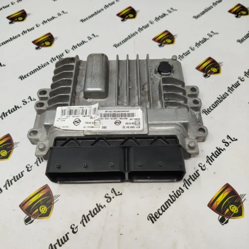 Centralita del motor SSANGYONG RODIUS 6715400432 6715400732 28368992 DCM3.7AP