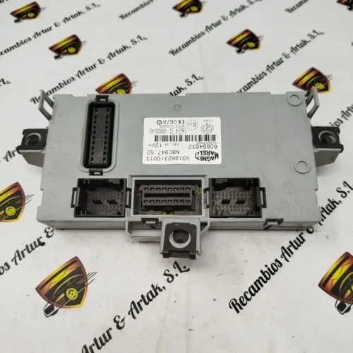 Caja de fusibles Alfa Romeo 60684632 501862310013 NBC94752