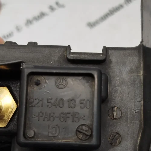 Caja de fusibles MERCEDES-BENZ CLASE S 2215401350 221 540 13 50