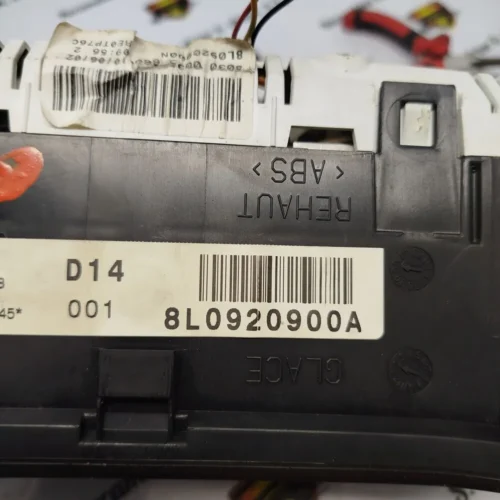Cuadro de instrumentos Audi A3 8L0920900A 8L0 920 900A