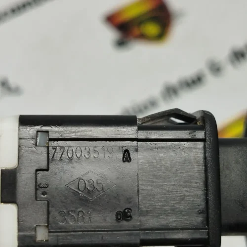 Interruptor para luneta trasera Renault Master 7700351970 7700351970A