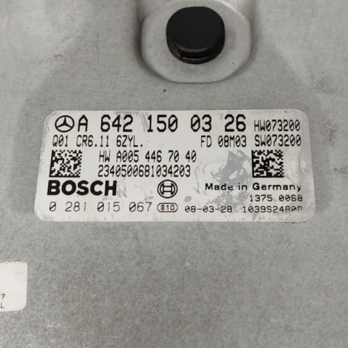 Centralita del motor Mercedes Benz W204 Clase C 0281015067 A6421500326 A0054467040