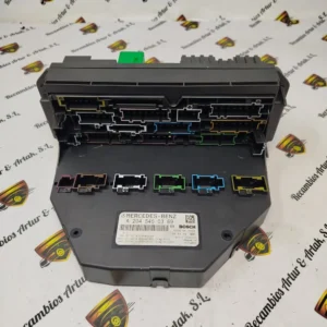 Caja de fusibles SAM Mercedes C W204 A2045450369 A2045450769 A2044423900 A2044424000 F005V00836