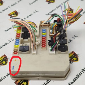 Caja de fusibles Renault Modus Clio 8200356231A 356231A