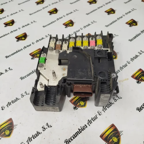 Caja de fusibles BATERÍA Citroen 9675349880 22661F01 BPGA-JL01-00 E1065591-1000