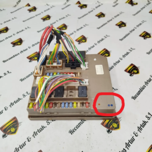 Caja de fusibles Renault Modus Clio 674660A 7G11 0286 8200674660A – NARANJA, AZUL, AZUL