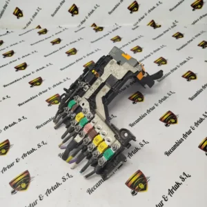 MÓDULO CAJA DE FUSIBLES BATERÍA Citroën Peugeot 9805119780 BPGA-G08 752C-R1A-B6R0