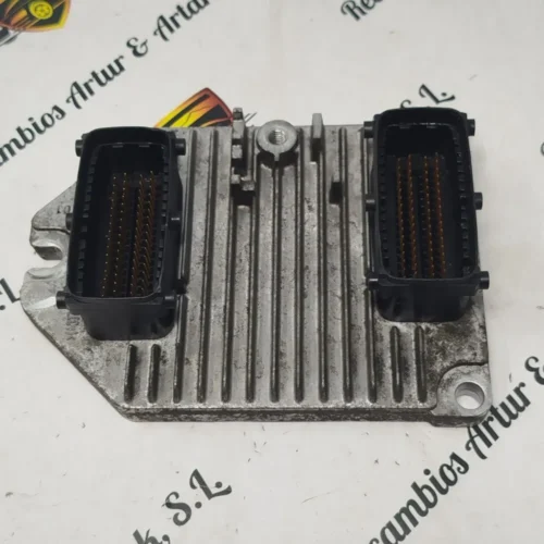 Centralita del motor Opel Zafira GM 09158726 09 158 726 SIEMENS 5WK9157
