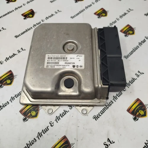 Centralita del motor FIAT OPEL 55260729 MJD8F3Q7 BC0118278B