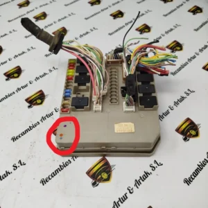 Caja de fusibles Renault Modus Clio 902663A 902 663A 8200902663A