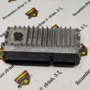 Centralita del motor Toyota Yaris 896610DC00 89661-0DC00