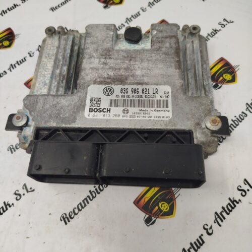 Centralita del motor VW PASSAT 03G906021LR 0281013260 1039S15256