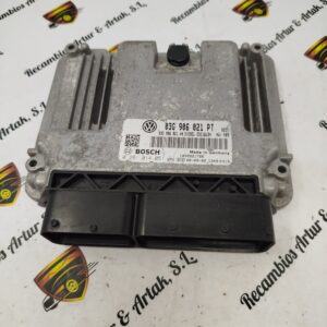Centralita del motor VW Golf 03G906021PT 0281014051