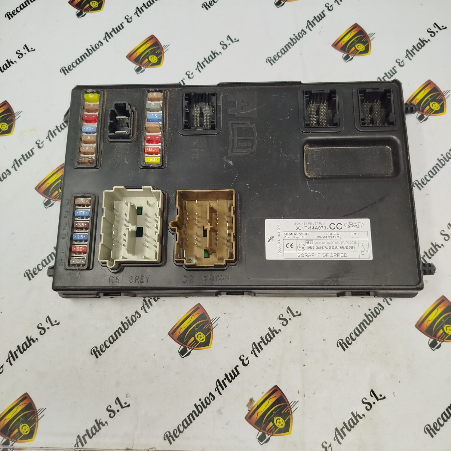 Caja de fusibles Ford Transit 8C1T-14A073-CC 8C1T14A073CC 5WK48948M