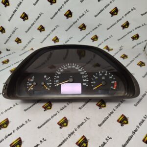 Cuadro de instrumentos MERCEDES CLASE E A2105401611 110080063/005 2105401611