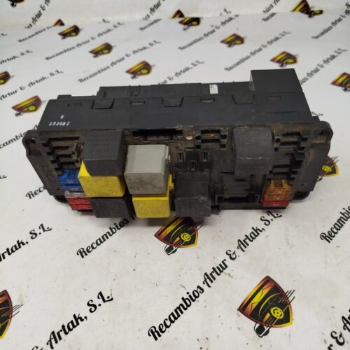 IMG_20260830_094927 Caja de fusibles Mercedes 2095450001 5DK008485-10