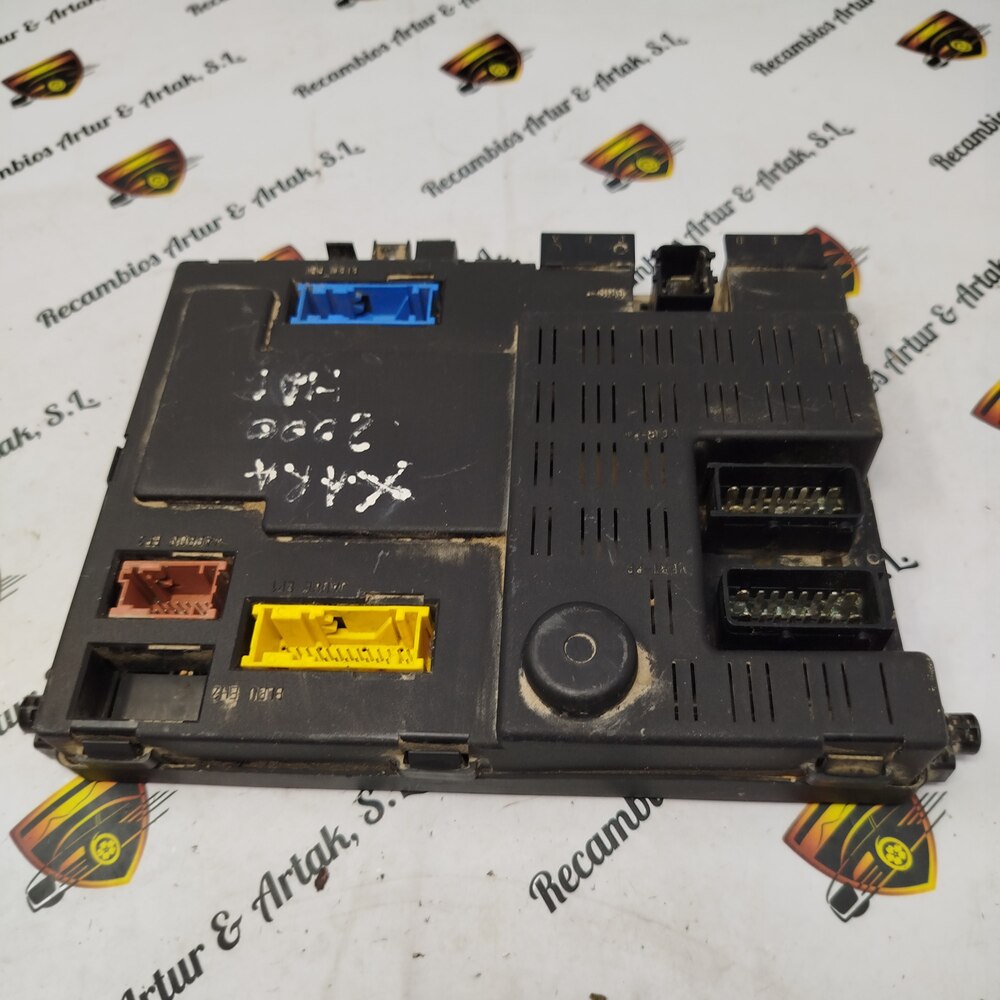 BSI Caja de fusibles CITROEN PEUGEOT 9639087580 73006212