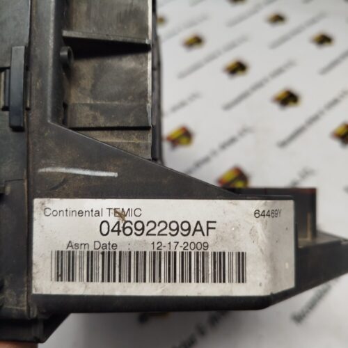 IMG_20261013_104808 Caja de fusibles Dodge Journey CHRYSLER GRAND VOYAG 04692299AF