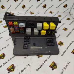 Caja de fusibles Mercedes Sprinter A9069004700 A9069011500 A9069027500 9065450101 ZGS001