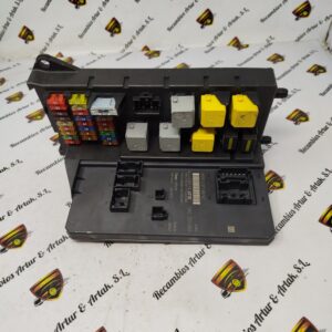 Caja Fusibles Mercedes Sprinter A9069006701 A9069013100 A9069022001 9065450201