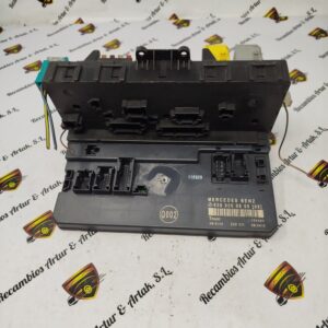Caja fusibles SAM Mercedes Mercedes Vito Vaneo W639 6399000800 A6395450801